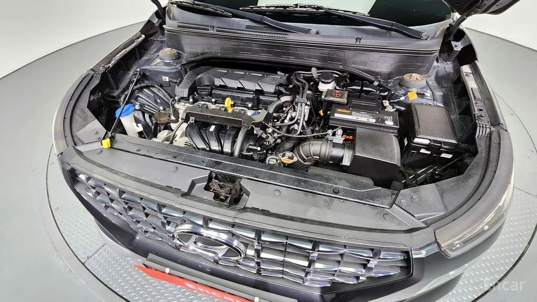 HYUNDAI VENUE MODERN