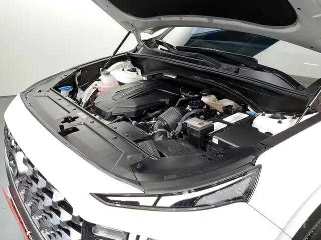 THE NEW HYUNDAI SANTAFE PREMIUM
