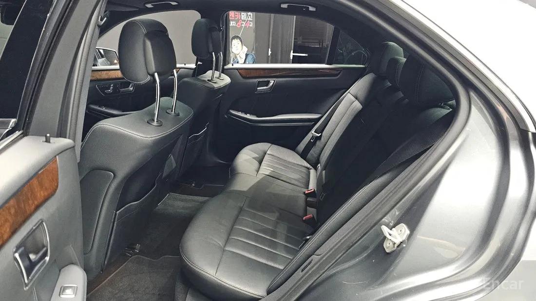 MERCEDES BENZ E-CLASS W212 E300 ELEGANCE