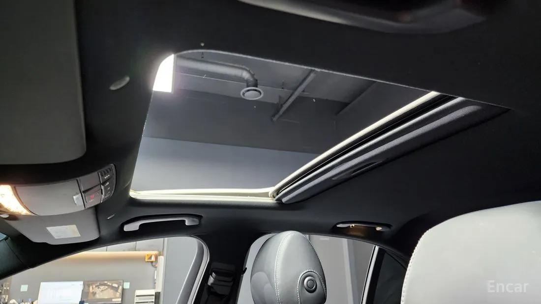 MERCEDES BENZ E-CLASS W213 E220D AMG LINE