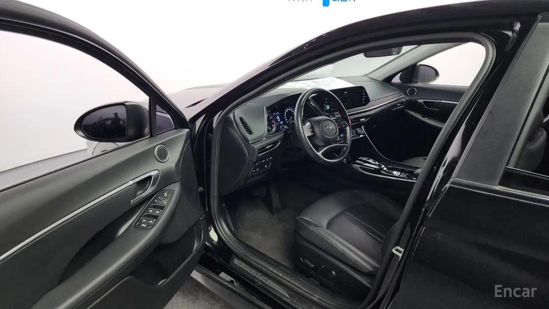 HYUNDAI SONATA (DN8) PREMIUM