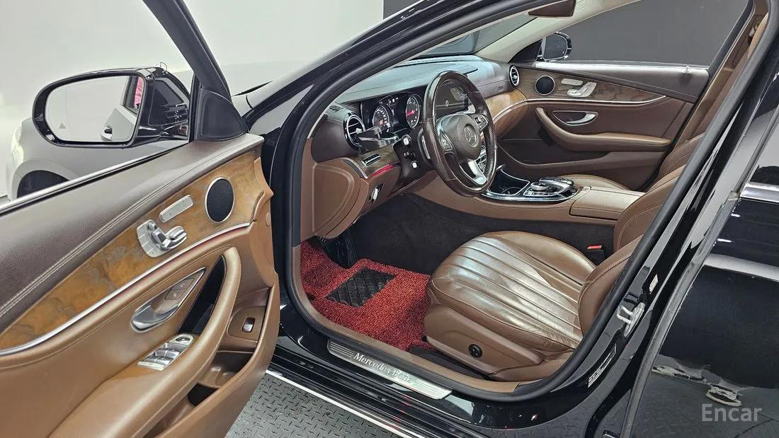 MERCEDES BENZ E-CLASS W213 E220D EXCLUSIVE