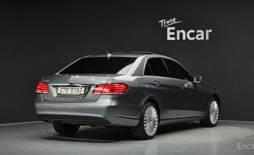 MERCEDES BENZ E-CLASS W212 E300 ELEGANCE