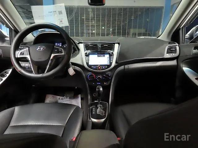 HYUNDAI ACCENT (NEW) VVT MODERN