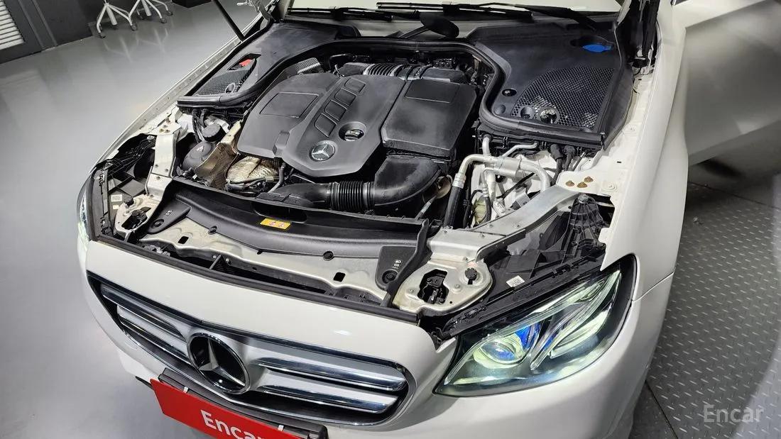 MERCEDES BENZ E-CLASS W213 E220D AVANT-GARDE