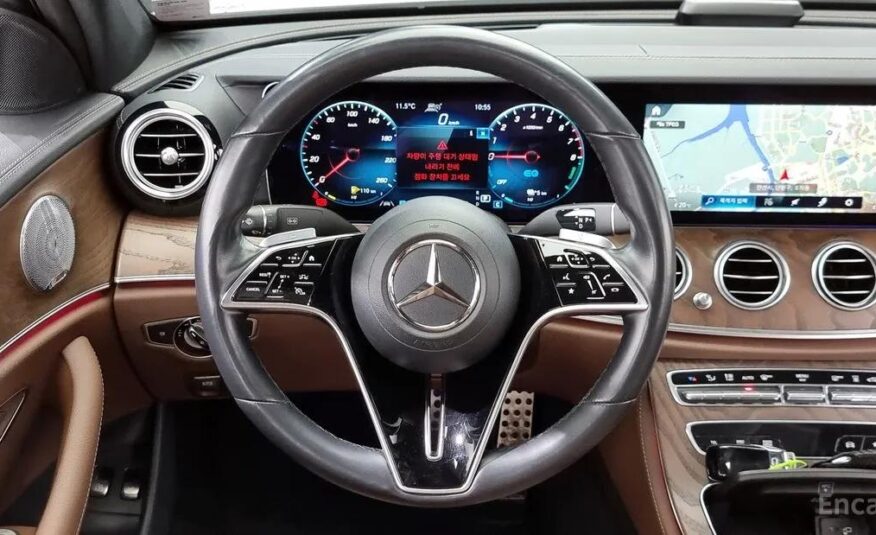 MERCEDES BENZ E-CLASS W213 E300E EXCLUSIVE