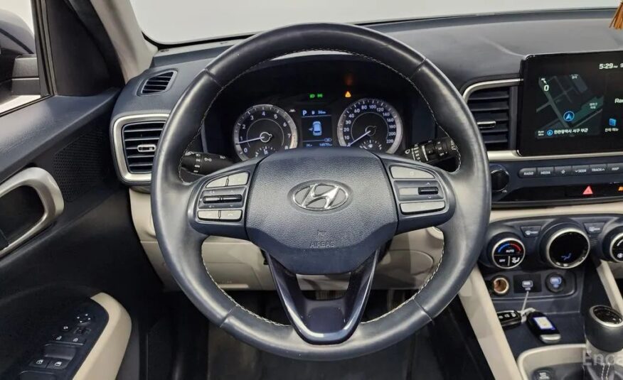 HYUNDAI VENUE 1.6 MODERN