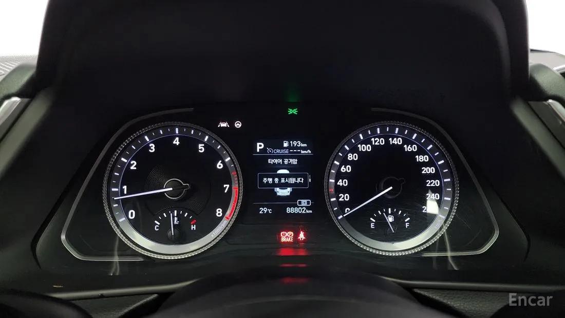HYUNDAI SONATA (DN8) PREMIUM