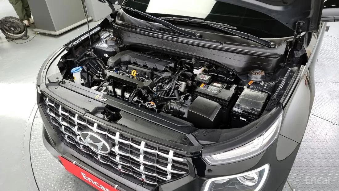 HYUNDAI VENUE MODERN