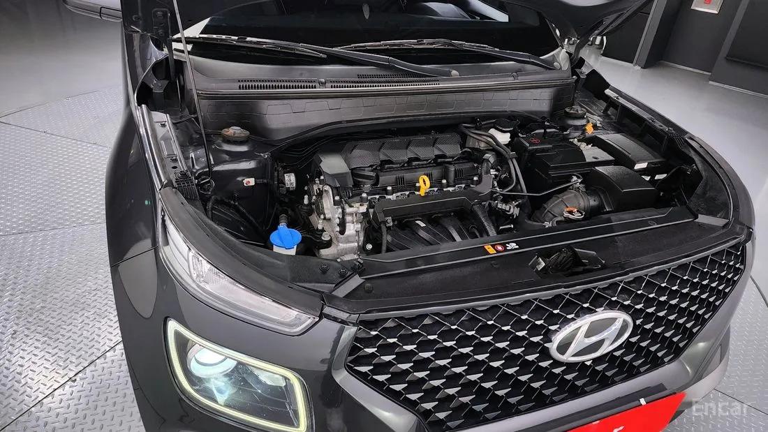 HYUNDAI VENUE FLUX
