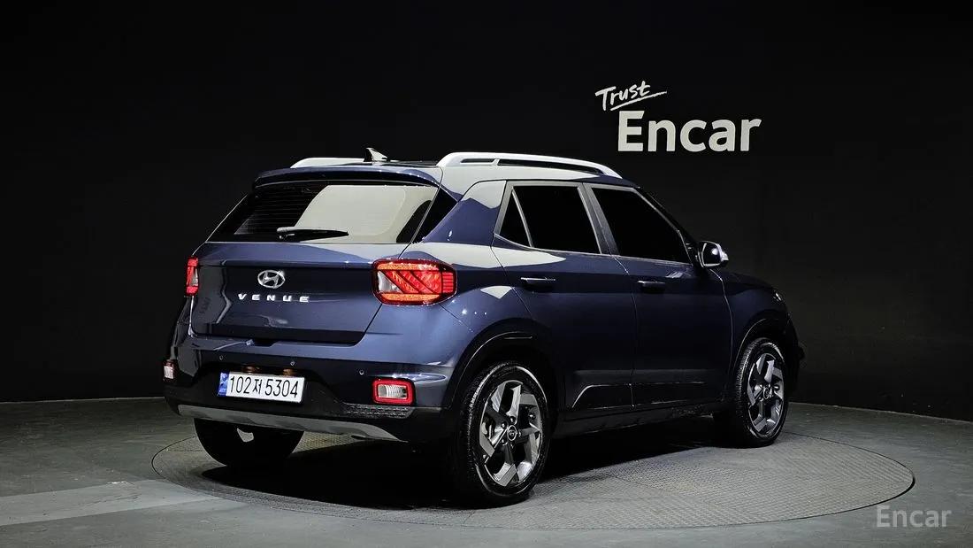 HYUNDAI VENUE MODERN