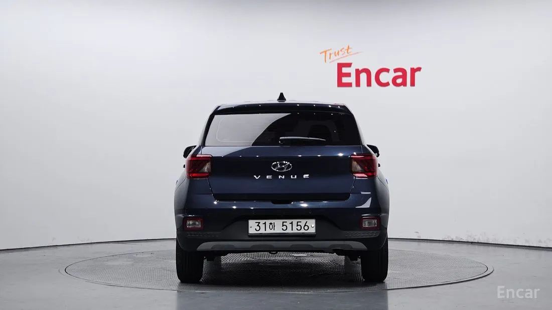 HYUNDAI VENUE MODERN