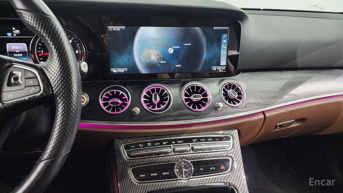MERCEDES BENZ E-CLASS W213 E220D AVANGARDE
