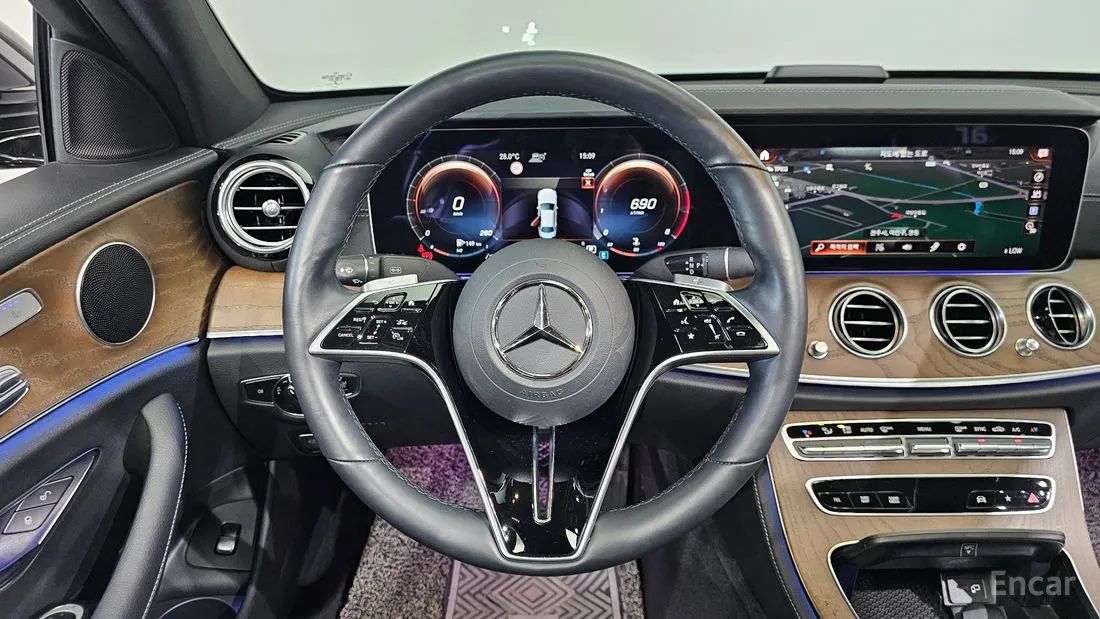 MERCEDES BENZ E-CLASS W213 E250 EXCLUSIVE