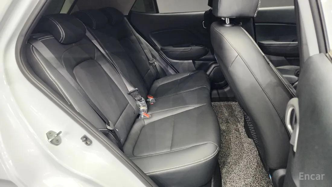 HYUNDAI VENUE MODERN PLUS