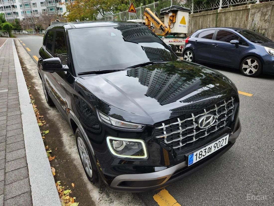 HYUNDAI VENUE SMART
