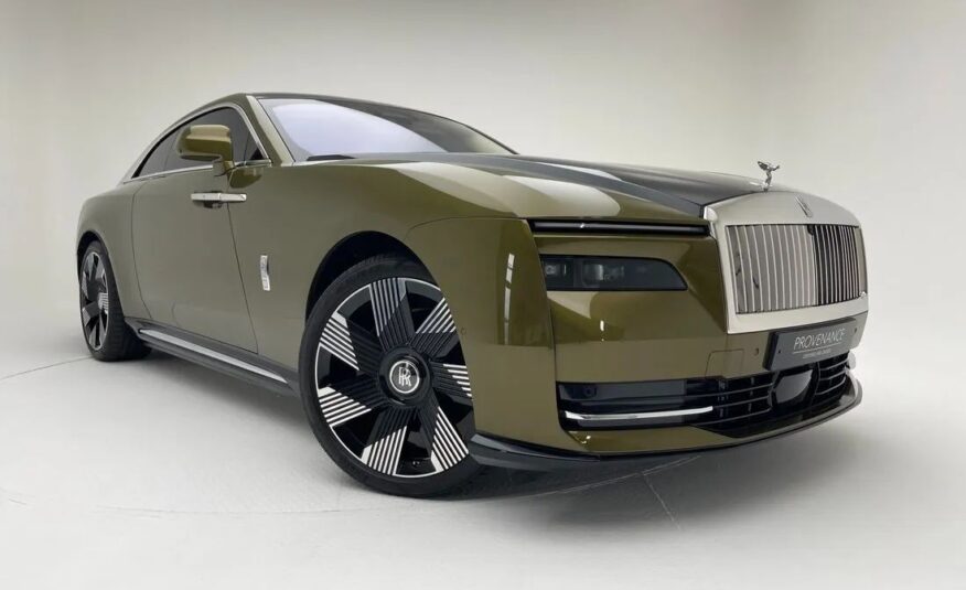 ROLLS-ROYCE SPECTRE COUPE