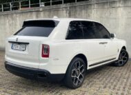 ROLLS-ROYCE CULLINAN V12 BLACK BADGE