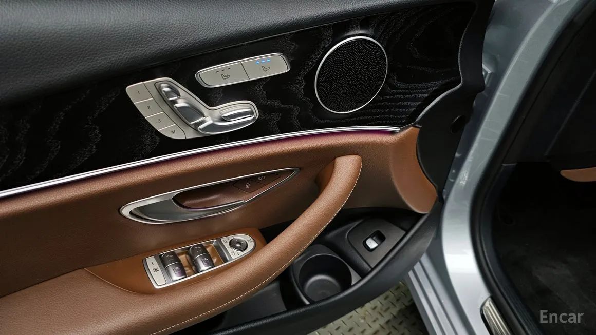MERCEDES BENZ E-CLASS W213 E250 AF-GARDE