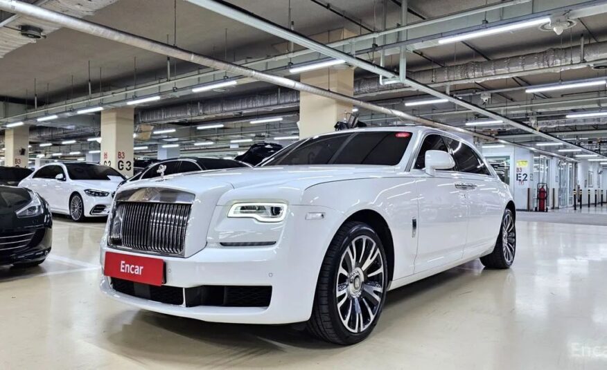 ROLLS-ROYCE GHOST EWB V12